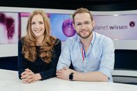 Planet Wissen – Moderatoren Carolin Matzko und Rainer Maria Jilg.