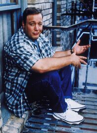 King of Queens – 2. Staffel: Doug Heffernan (Kevin James)