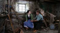 The Silent Storm – Aislin (Andrea Riseborough) und Fionn (Ross Anderson)