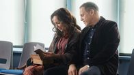 Pops – Vaters Tagebuch: Samantha Spiro als Roz Jacobs, Nigel Lindsay als Elli Jacobs