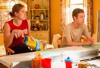 Shameless – Jess Gabor (Kelly), Ethan Cutkosky (Carl Gallagher).