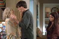Modern Family – Rachel Bay Jones (Farrah), Reid Ewing (Dylan Marshall), Sarah Hyland (Haley Dunphy).