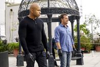 Navy CIS: L.A. – L-R: Special Agent Sam Hanna (LL COOL J) und Special Agent G. Callen (Chris O'Donnell).
