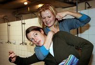 Kommissar Rex – (v.li.): Elke Winkens (Niki Herzog), Isabella Szendzielorz (Karin Sokol).
