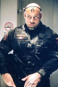 Universal Soldier - Die Rückkehr – Als das UniSol Programm eingestellt werden soll, führt Romeo (Bill Goldberg) einen tödlichen Putsch an. Als Elite-Soldat hat er dabei nur ein Ziel: die Mission zu erfüllen.