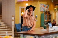 Call Me Kat – Max (Cheyenne Jackson)