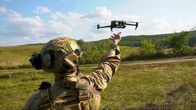 Luftkrieg – Im Ukraine-Russland-Krieg sind kleine und günstige Drohnen eine neue gefährliche Waffe im Luftkrieg.