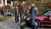 Der Bergdoktor – Der Bergdoktor Staffel 14 Folge 14 Schmerzhafte Trennung: Monika Baumgartner als Lisbeth Gruber, Heiko Ruprecht als Hans Gruber, Natalie O'Hara als Susanne Dreiseitl