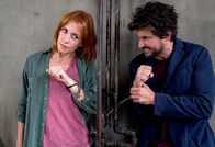Einstein – Elena Lange (Annika Ernst, l.); Felix "Einstein" Winterberg (Tom Beck, r.)