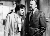 Columbo – Columbo (Peter Falk, l.); Mark Halperin (Richard Kiley, r.)