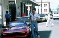 Magnum – Als seine Tante Opfer eines brutalen Überfalls wird, beginnt Magnum (Tom Selleck) sofort zu recherchieren ...