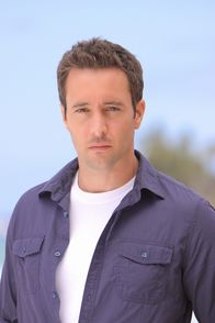 Hawaii Five-0 – Alex O'Loughlin of the CBS pilot HAWAII FIVE-0. Photo: Mario Perez/CBS