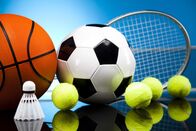 Sport aktuell – Sportgeräte und Bälle