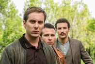 Gomorrha - Die Serie – Auch Valerio (Loris de Luna, vorne) lernt die Levantes kennen.