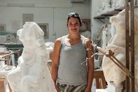 Griechenland - Von Insel zu Insel – Eleni Kallionaki ist Bildhauerstudentin in der angesehenen Akademie von Pirgos auf der Kykladeninsel Tinos.