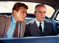 Fantomas – L-R: Fantomas, Jerome Fandor (Jean Marais) und Kommissar Juve (Louis de Funes)