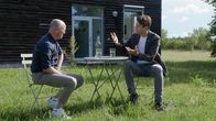 SMS - Schwanke meets Science – Karsten Schwanke im Gespräch mit dem Bio-Mathematiker Prof. Fabian Theis (rechts).