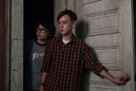 Es – Richie Tozier (Finn Wolfhard, l.); Bill Denbrough (Jaeden Lieberher, r.)