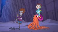 American Dad! – Roger (l.), Steve (oben, r.)