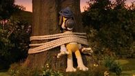 Shaun das Schaf – Der Wachhund gefangen an einem Baum. Was ist denn da passiert?