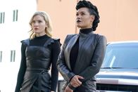 The Gifted – L-R: Frost (Skyler Samuels) und Reeva Payge (Grace Byers)