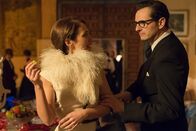 Velvet – Ana Rivera (Paula Echevarría, l.); Raúl de la Riva (Asier Etxeandia, r.)