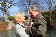 Sturm der Liebe – Nicola (Kerstin Gähte, l.); André (Joachim Lätsch, r.)