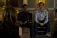 Common Law – Eine ganz besondere Therapiesitzung: Travis (Michael Ealy, M.), Wes (Warren Kole, r.) und Dr. Emma Ryan (Sonya Walger, l.) ...