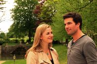Sturm der Liebe – Theresa (Ines Lutz, l.); Konstantin (Moritz Tittel, r.)