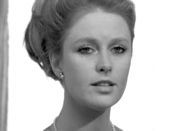 CineKino – Die Schülerin Fran (Beata Tyszkiewicz) fasziniert ihren Lehrer in „Der Mann, der sich die Haare kurz schneiden ließ“.
