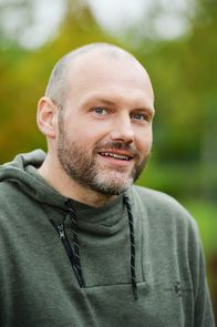 Knallerkerle – (2. Staffel) - Jakob Schneider ist einer der "Knallerkerle" in der gleichnamigen Sketch-Comedy ...