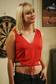 The Big Bang Theory – Macht sich Gedanken, ob Leslie Leonards Freundin ist: Penny (Kaley Cuoco) ...