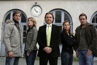 Lenßen & Partner – Ingo Lenßen (M.) und seine Ermittler - Sebastian Thiele (l.), Katja Hansen (2.v.l.), Sandra Nitka (2.v.r.) und Christian Storm (r.)