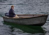 Mankells Wallander – Wallander (Krister Henriksson) sucht einen alten Fischer auf, der auf einer abgelegenen Insel lebt.