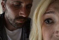 Home Alone - Tatort Zuhause – Jaime smelling Haley's hair.