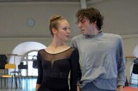 Die Tanzschüler der Pariser Oper ... Die Reifejahre – Für ihre Rolle in „Le Rendez-vous“ muss Roxane Selbstsicherheit gegenüber ihrem Tanzpartner Antonio ausstrahlen.