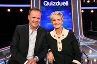 Quizduell – Die Kandidaten des Teams „Hof und Heute“: Christian Sievers (l.), Fernsehjournalist und Fürstin Gloria von Thurn und Taxis (r.), Unternehmerin.