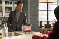 Elementary – Auch Kleinigkeiten entgehen Holmes (Jonny Lee Miller) nicht ...