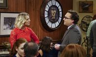 The Big Bang Theory – ITALIA 1 - 1A TV NELLA FOTO: KALEY CUOCO (PENNY) E JOHNNY GALECKI (LEONARD HOFSTADTER)
