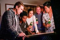 S.W.A.T. – (v.li.): Alex Russell (Jim Street), Deshae Frost (Darryl Henderson), Lina Esco (Christina Alonso), Kenny Johnson (Dominique Luca), David Lim (Victor Tan).