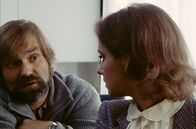 Tatort – Assistent Hassert (Ulrich Faulhaber) und Vera (Anita Lochner).