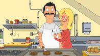 Bob's Burgers – Wie wird Bob (l.) reagieren, als sich Linda (r.) dazu entschließt, sich die Haare blond zu färben ...
