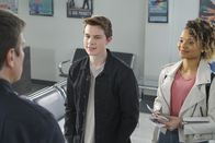 The Rookie – L-R: Henry Nolan (Zayne Emory) und Dominique Grey (Jade Payton)