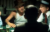 Der Clou – Henry (Paul Newman, l.) war vor Jahren in Fachkreisen ein gefeierter Betrüger, der in letzter Zeit allerdings mehr mit dem Alkohol als mit der Polizei zu kämpfen hat ...