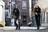 FBI: Most Wanted – Ray Cannon (Edwin Hodge, l.); Nina Chase (Shantel VanSanten, r.)