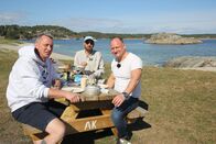 Verrückt nach Meer – Die "Prinzessin" in Arendal/Norwegen. Ausflug: Angeln mit Balazs und Jörg im Nationalpark bei Canvas Hove mit dem leidenschaftlichen Angler Ryan.