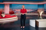 SWR Landesschau Baden-Württemberg – SÜDWESTRUNDFUNK Landesschau Baden-Württemberg - Cecilia Knodt Montag bis Freitag um 18.45 Uhr im SWR Fernsehen (BW) Cecilia Knodt