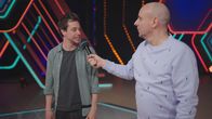 Checker Tobi – Checker Tobi schaut sich hinter den Kulissen der Fernsehsendung "Die Beste Klasse Deutschlands" um und checkt, was ein Warm Upper macht.