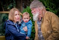 Angel Has Fallen – Leah Banning (Piper Perabo), Clay Banning (Nick Nolte, r.).
