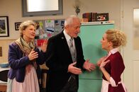 Sturm der Liebe – v.l.n.r.) Hildegard (Antje Hagen); Alfons (Sepp Schauer); Tanja (Judith Hildebrandt)